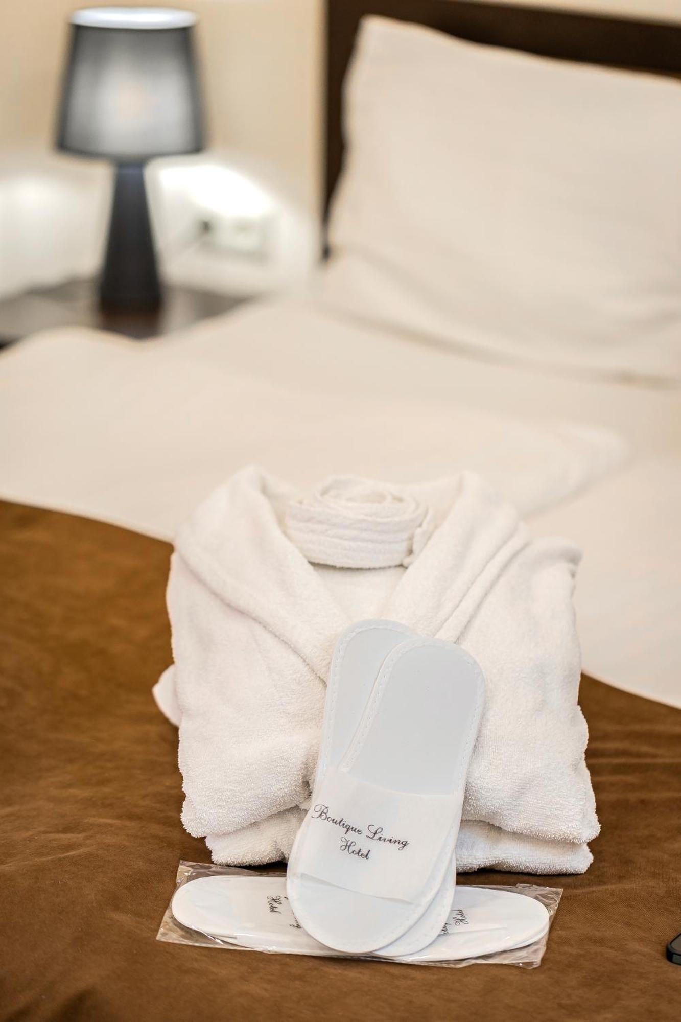 Boutique Living Hotel Erivan Exterior foto