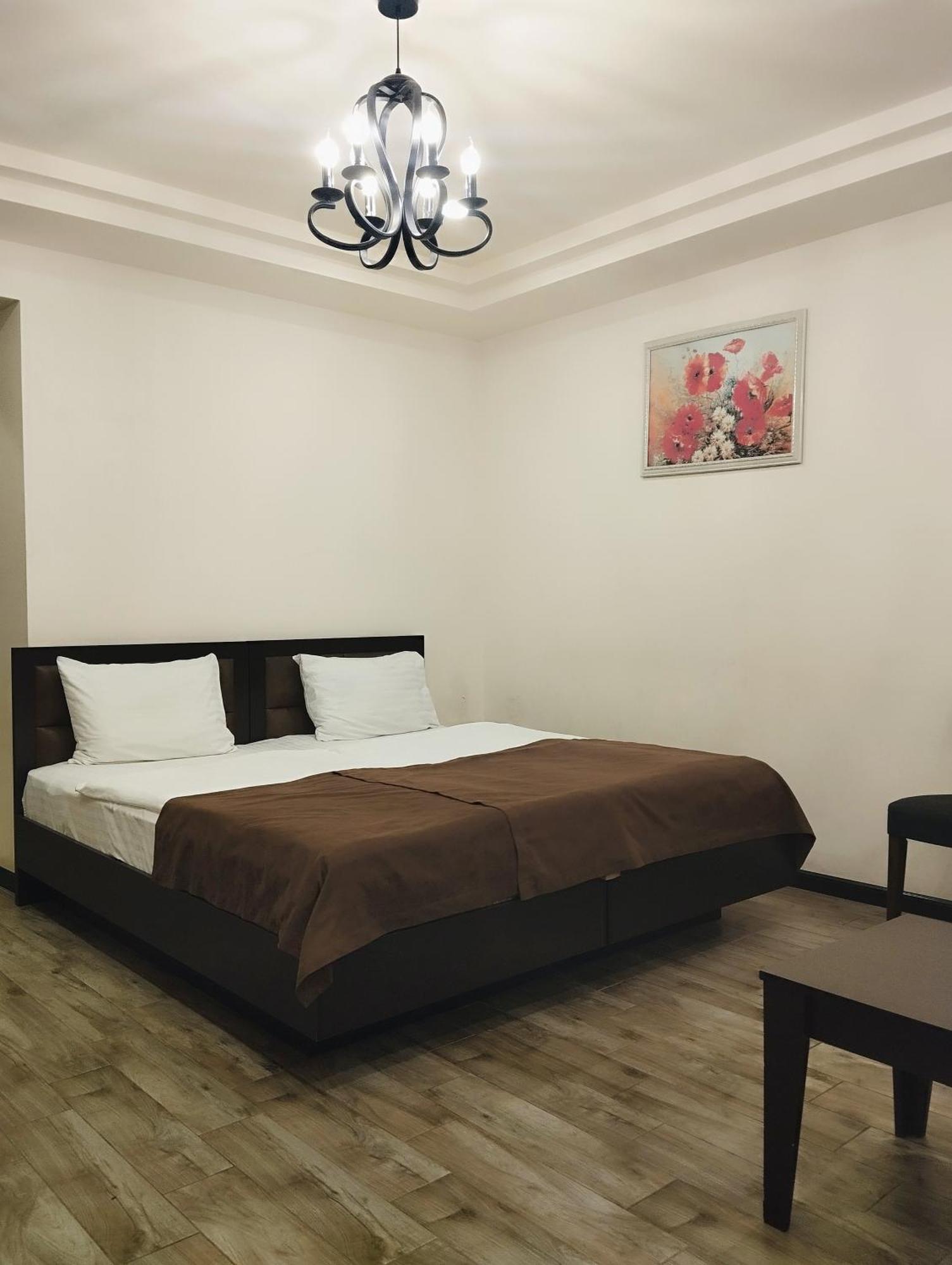 Boutique Living Hotel Erivan Exterior foto